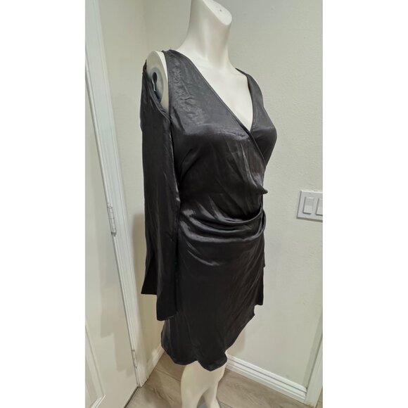 ASTR The Label Dress Satin Long Sleeve Shoulder Cutout Draped Mini Black Dress - Picture 2 of 6